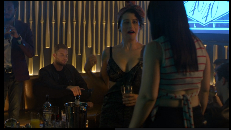 Illustration for article titled NBA Star Blake Griffin's New Sitcom Broad City Is Hilarious